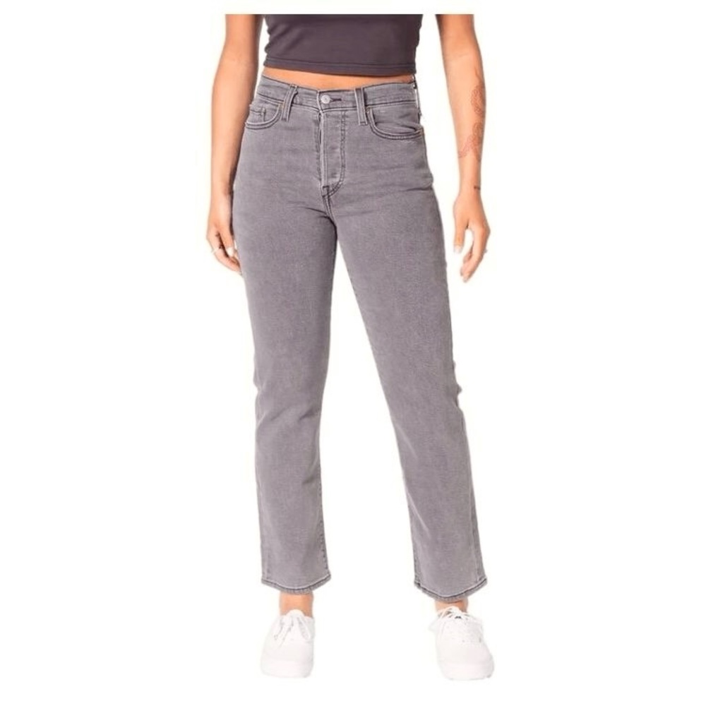Levi’s Wedgie W27 (US 4/5) Straight Women’s Jeans Gray High Rise Button Fly